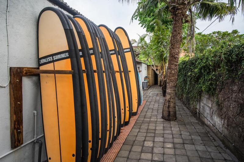 Endless Summer Surf Camp Kuta Кута Екстериор снимка
